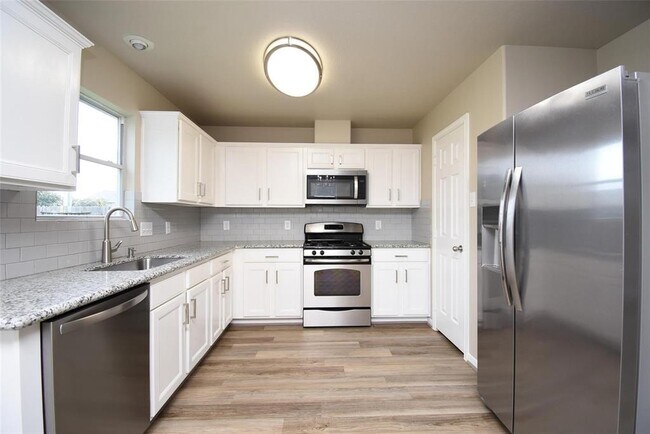 Foto del edificio - 26306 Hartwill Dr