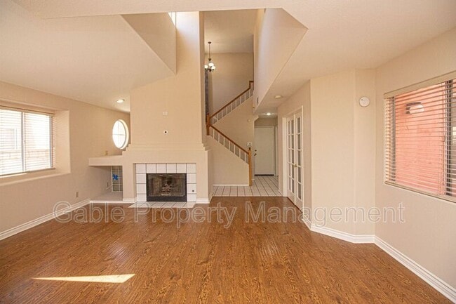 Foto del edificio - 25804 Dickens Ct