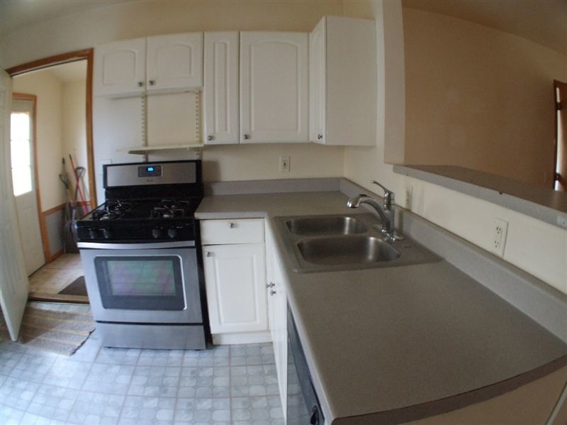 Foto del edificio - 2 br, 1 bath  - 811 Courtney St NW # 1