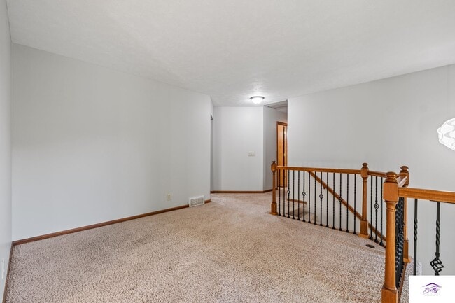 Building Photo - WELCOME HOME!