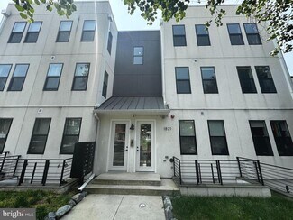Building Photo - 1821 I St NE