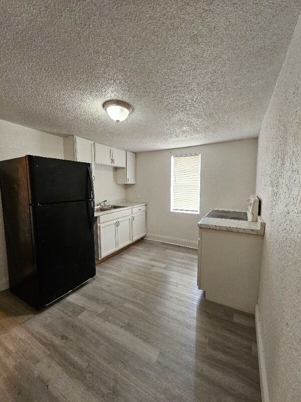 Building Photo - 1440 N Lincoln Ave