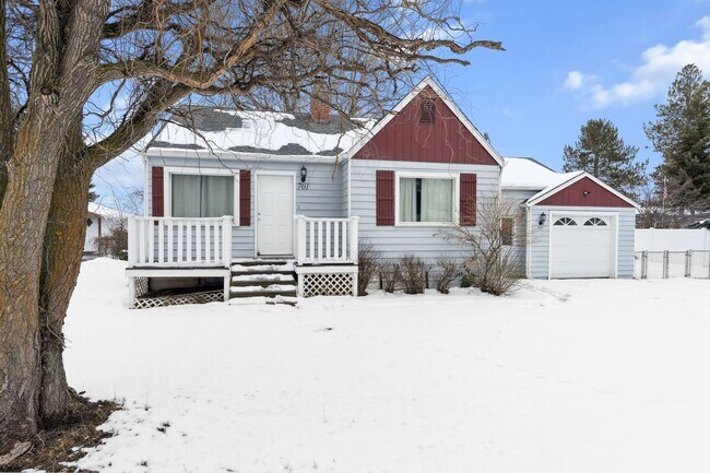 Foto del edificio - Beautifully Updated Spokane Valley Home with a Mother in Law Suite