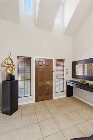 Building Photo - 10537 Matador Dr
