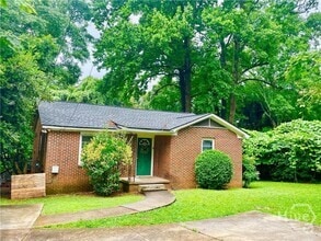 Building Photo - 135 Appleby Dr