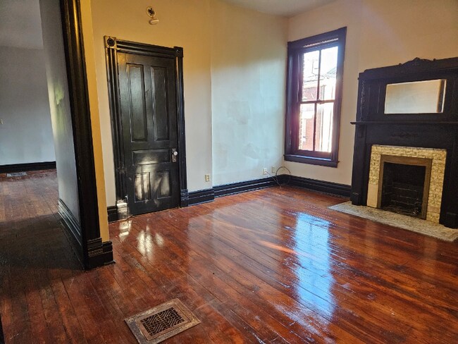 Building Photo - 1144 Garvin Pl