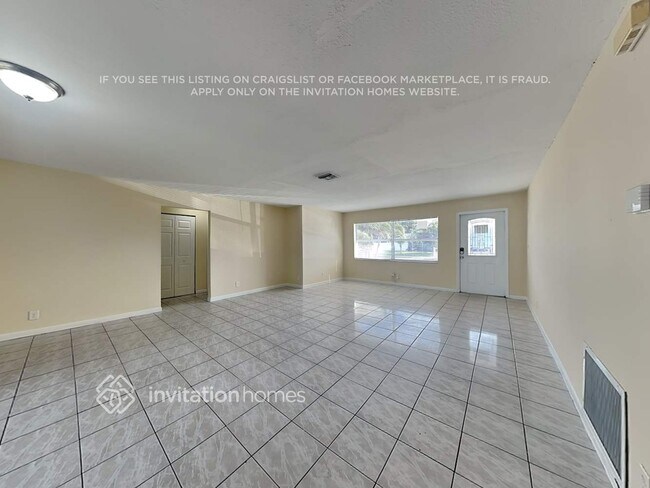 Foto del edificio - 479 NW 19th Ct