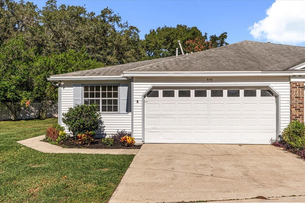 Foto principal - 975 Malden Ct