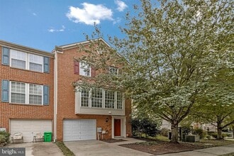 Building Photo - 3110 Gallop Way