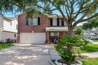 Building Photo - 13410 Cricklewood Creek Ln