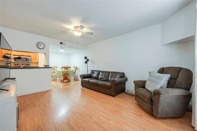 Building Photo - 4327 Holland Ave