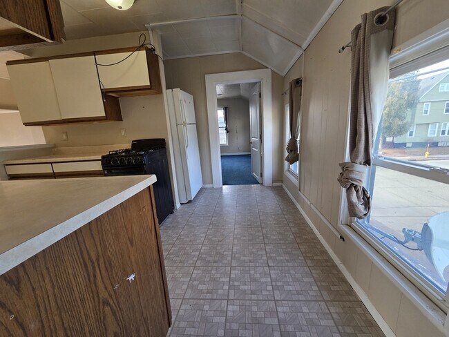 Foto del edificio - 586 Bowen St