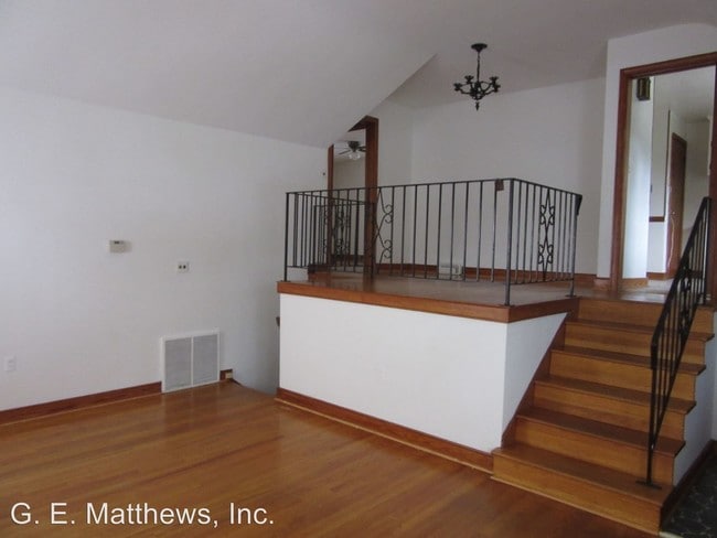 Building Photo - 416 Moorman Ave