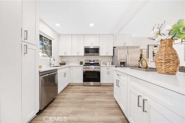 Building Photo - 49 Thicket