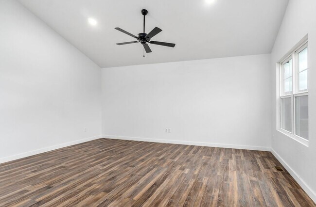 Foto del edificio - 157 Sky View Meadow Dr