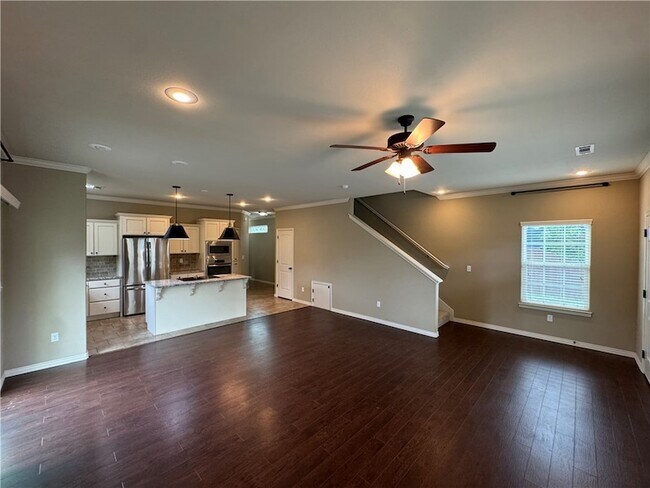 Foto del edificio - 626 N Tennyson Ln