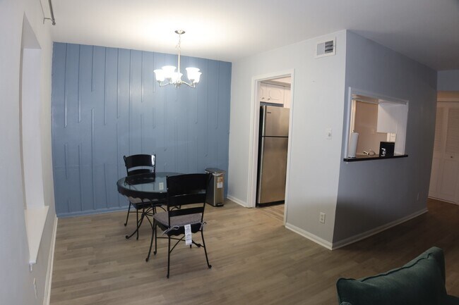 Foto del edificio - 3730 Fairfield Ave