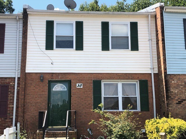 Foto del edificio - 38 Bristol Ct