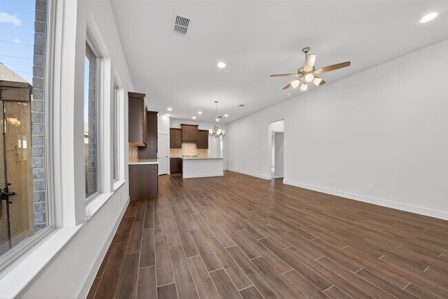 Foto del edificio - 27206 Butterfly Mint Ln