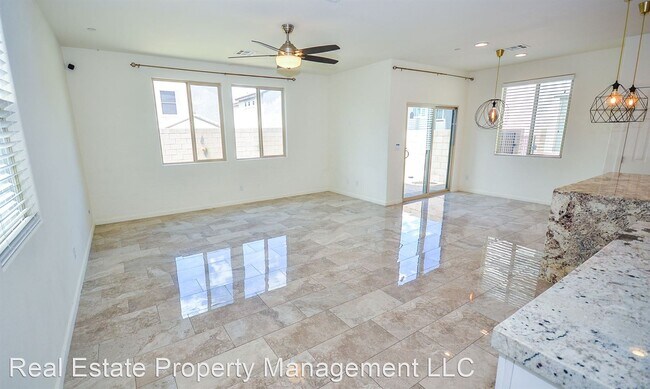 Foto del edificio - 3 br, 2.5 bath House - 378 Badinerie St