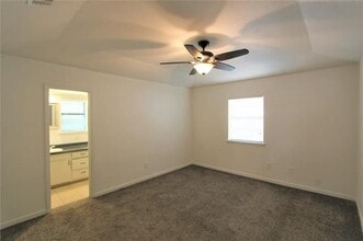 Building Photo - 1308B Coleman St