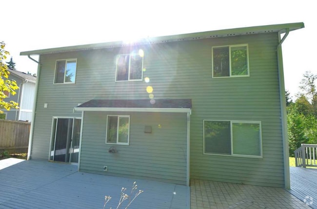 Building Photo - 7310 46th Pl NE
