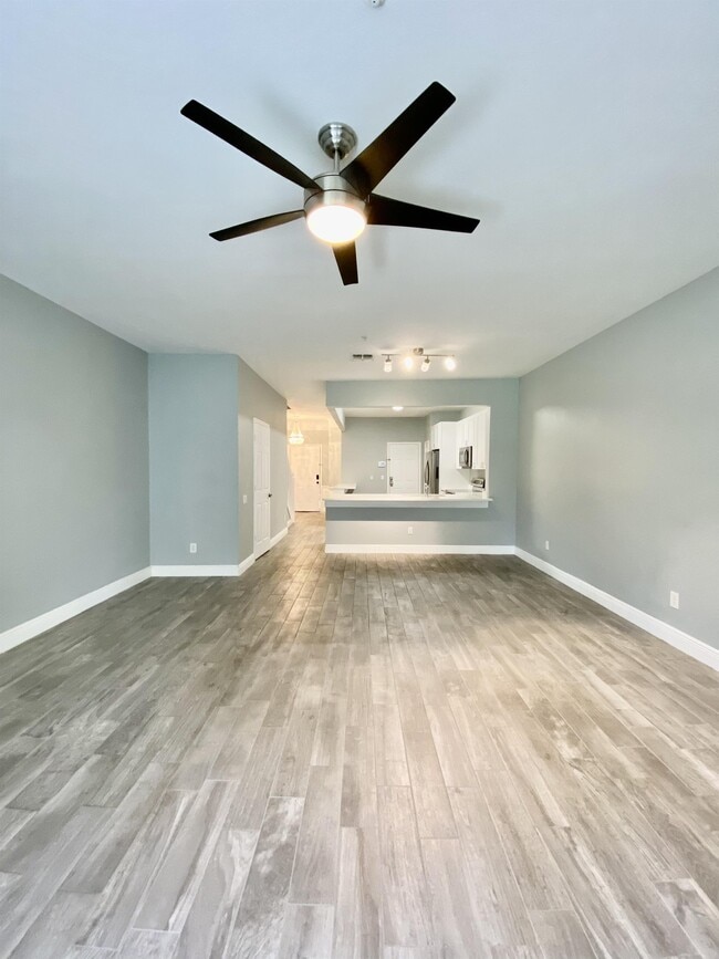 Building Photo - 6396 Daysbrook Dr