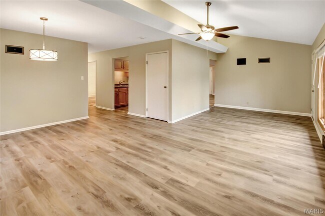 Foto del edificio - 3 Pem Rd