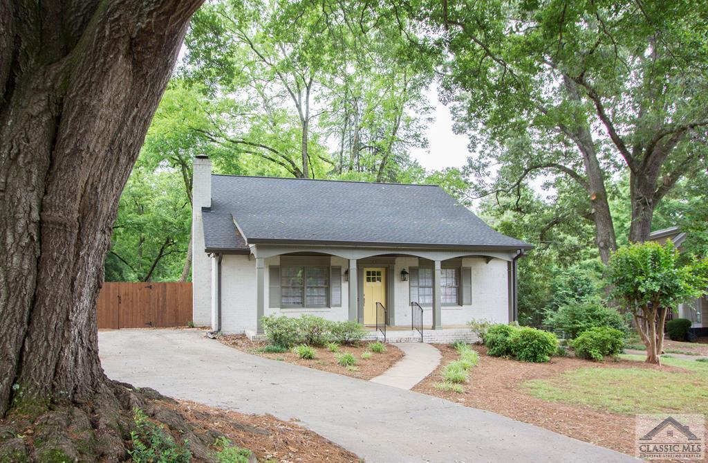 Primary Photo - 467 Milledge Terrace