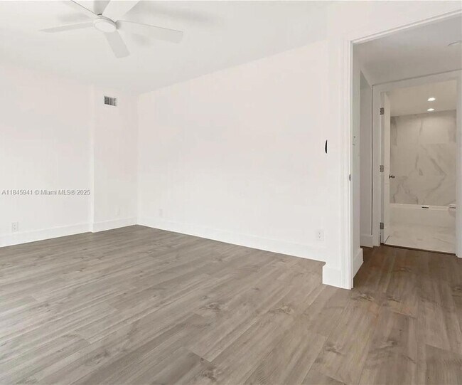 Foto del edificio - 805 NW 13th St