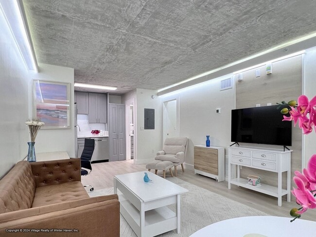 Interior Photo - The Jade
