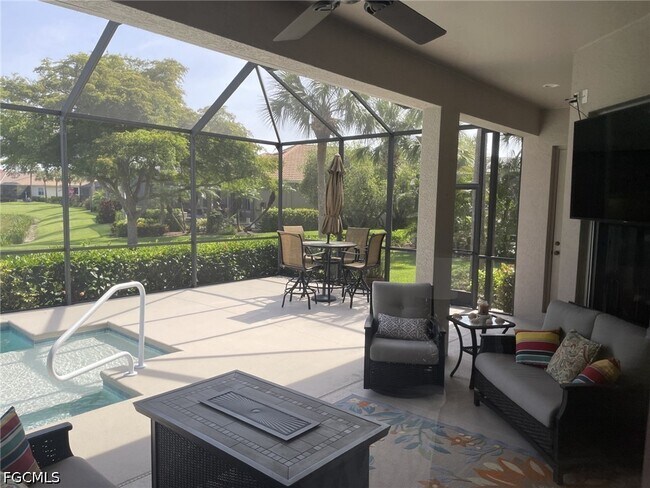 Foto del edificio - 5634 Whispering Willow Way