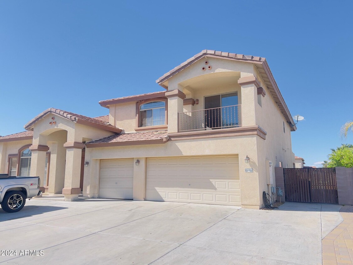 Primary Photo - 13618 W Windsor Blvd