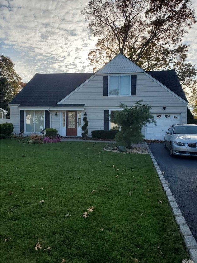 Primary Photo - 57 Empress Pines Dr