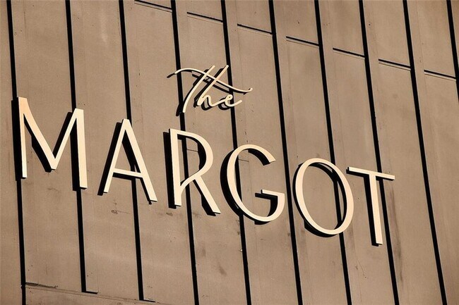 Foto del edificio - 2300 Margot St