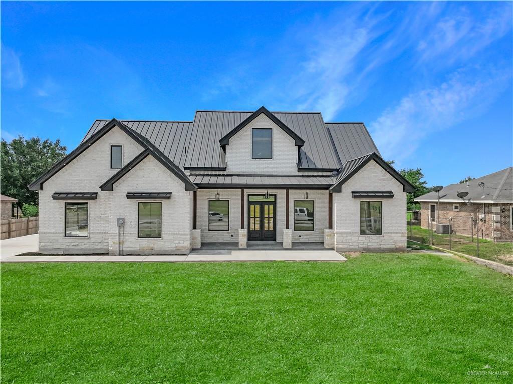 Primary Photo - 23 Davis Rd