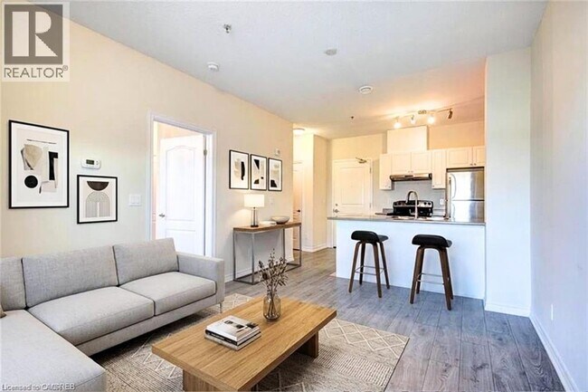 Photo du bâtiment - 1360 Costigan Rd