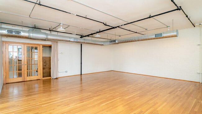 Building Photo - 159 N Racine Ave
