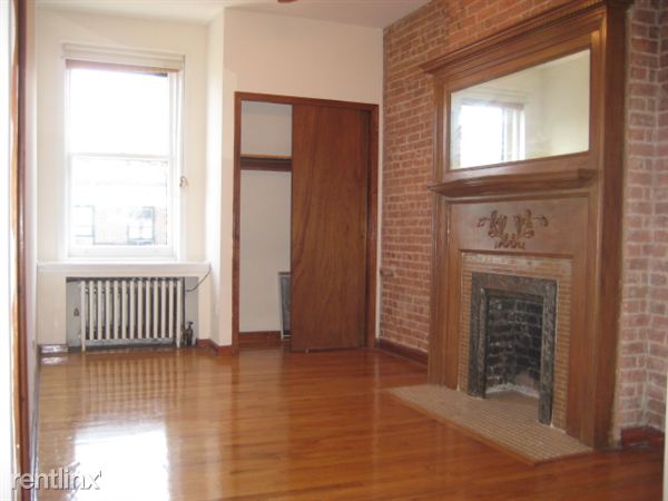 Building Photo - 306 W 105th St