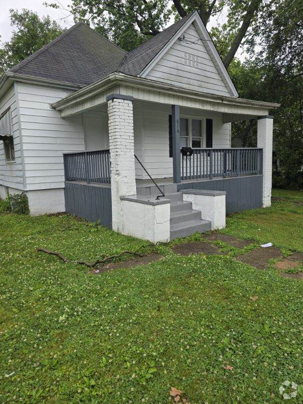 Building Photo - 816 W Virginia Ave