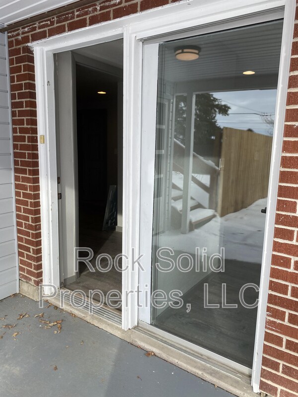 Foto del edificio - 4703 E 17th St