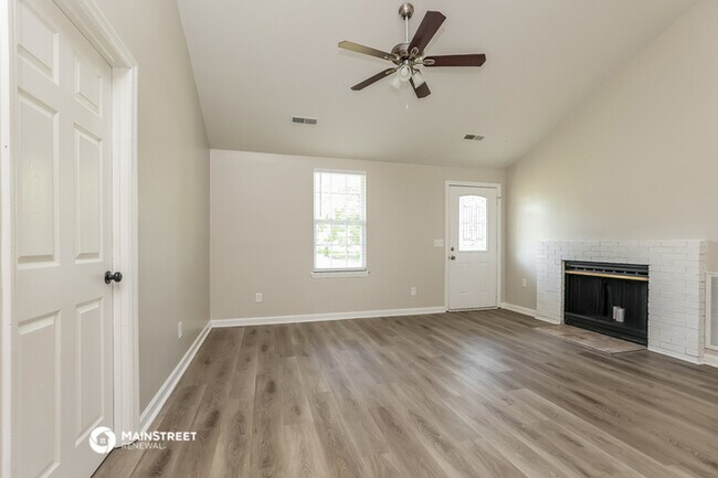 Foto del edificio - 4757 Greystone St