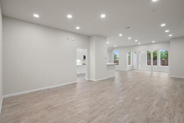 Building Photo - 7016 Alcala