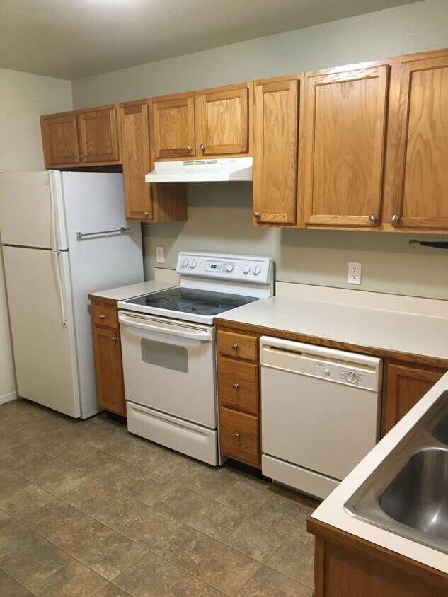 2514 Industry St Unit Lower, Missoula, MT 59808 Apartments in