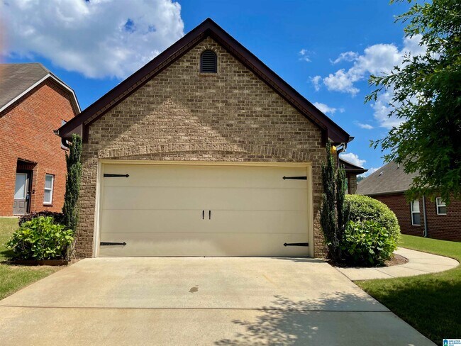 Foto del edificio - 27152715 Oxmoor Glen Dr