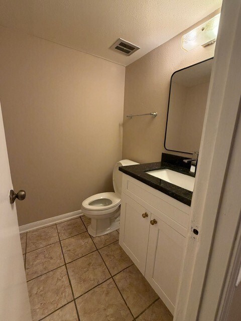 Building Photo - 5510 Deep Forest Dr