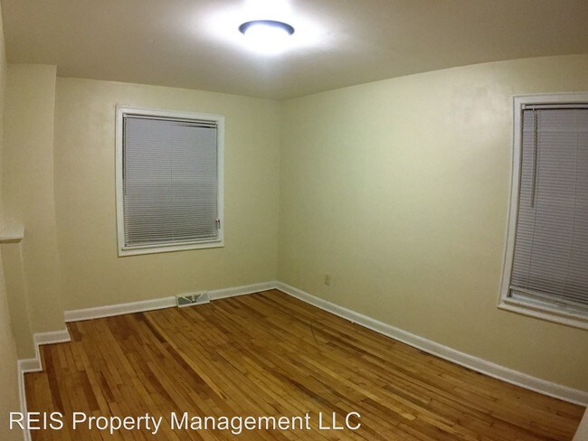 Foto del edificio - 4902 N 66th St