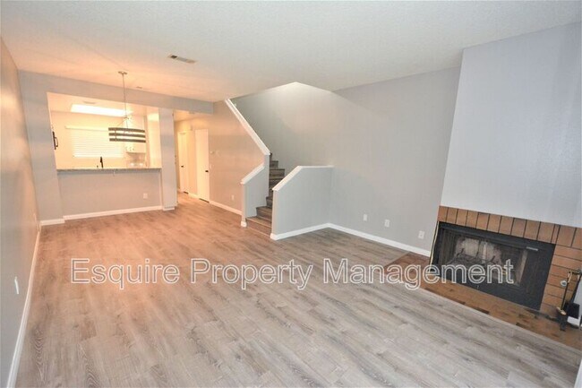 Foto del edificio - 703 Arneill Rd