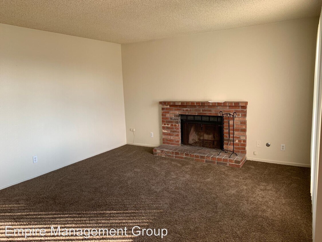 1210 Tribune St, Redlands, CA 92374 Room for Rent in Redlands, CA