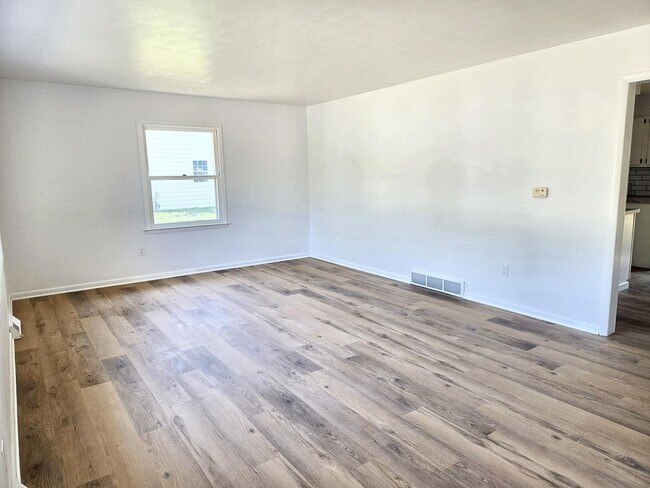 Foto del edificio - 1204 Applecroft Ave